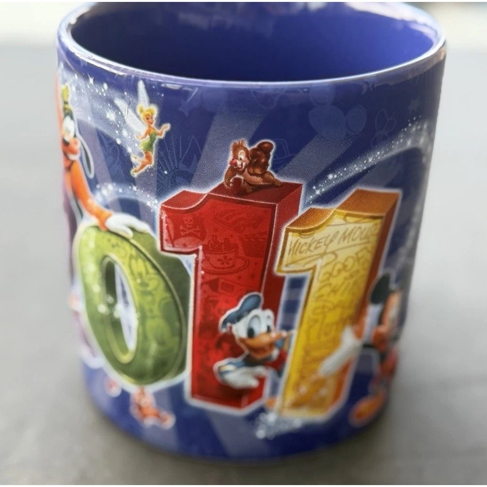 WALT DISNEY WORLD Mug 2011 Mickey & Friends 3D Ceramic 16 oz Blue
